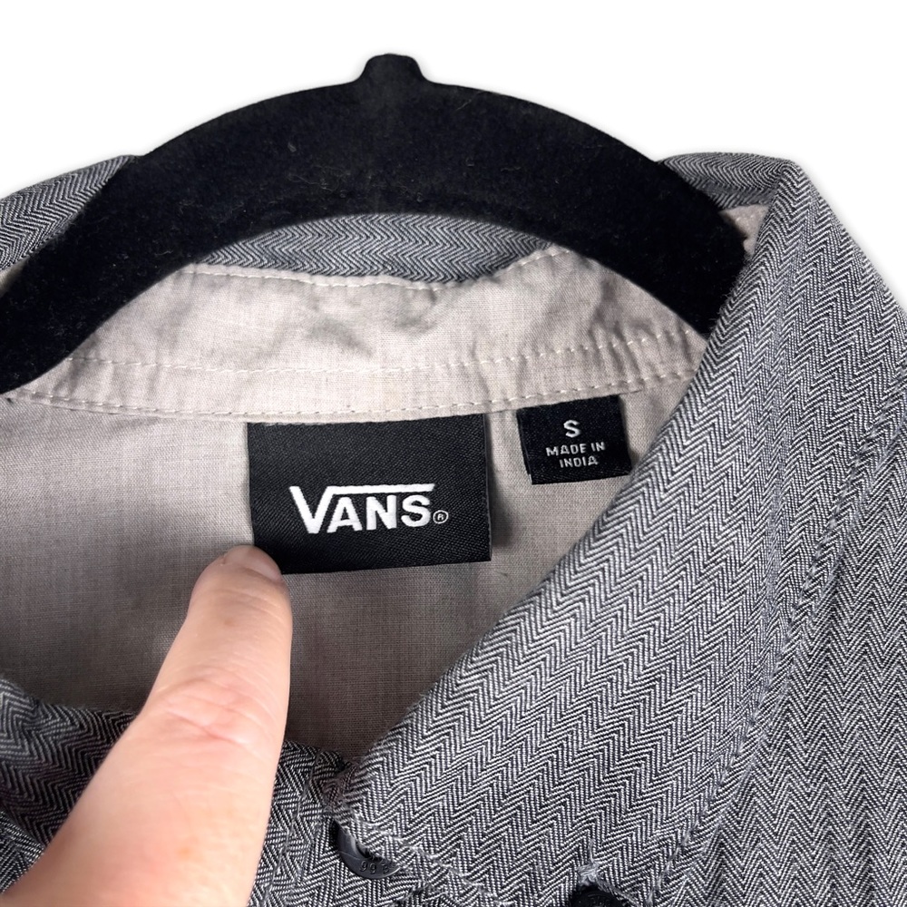 Vans Off The Wall | Short Sleeve Button Up Shirt Size Small - Picture 4 of 9